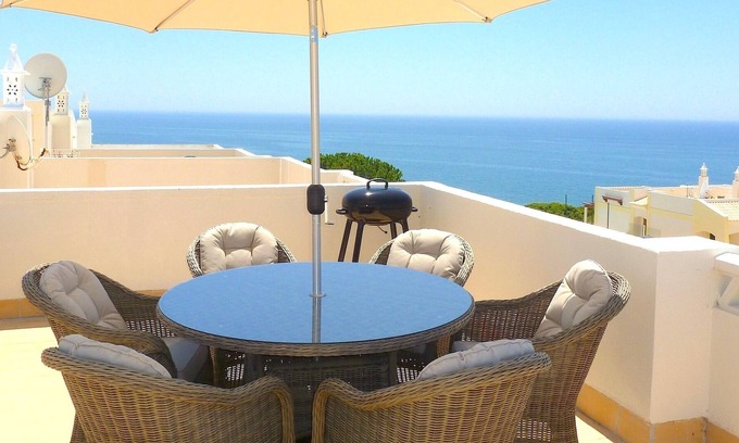 Benagil House | 2 Bedroom Town house with spectacular view n ear beaches