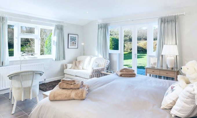 Bittadon Cottage | 2 BITTADON COTTAGES, family friendly, with open fire in Barnstaple