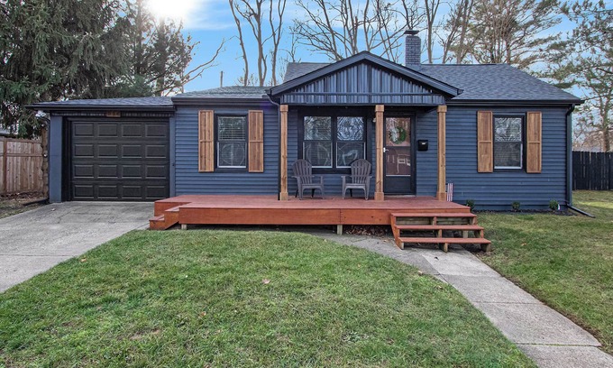 Harters Heights House | 2 blocks to Notre Dame Entrance & Eddy Commons!