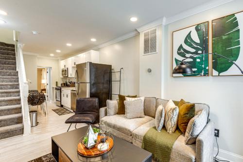 Canton House | 2 Blocks to Patterson Park Urban Stay Near Eats