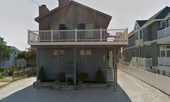Stone Harbor House | 2 blocks to the beach, short walk to downtown shopping, restaurant and entertainment, 1/2 block to the municipal fishing pier which is well maintained and lit for nighttime fishing. Large Deck, Cleaning Included. 4 off street parking spaces.
