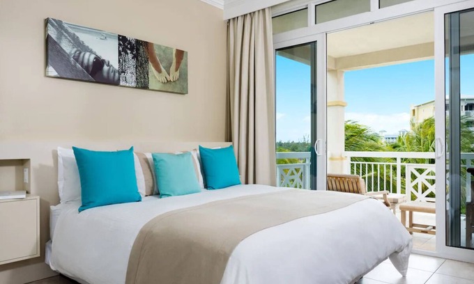 The Bight Resort | 2 BR Oceanview, All-Inclusive Suite at Alexandra Resort