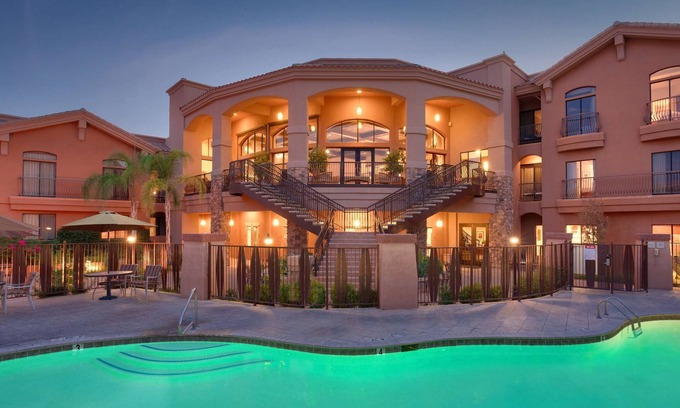 Catalina Foothills Estates Hotel | 2 Connecting Suites at a Hotel
