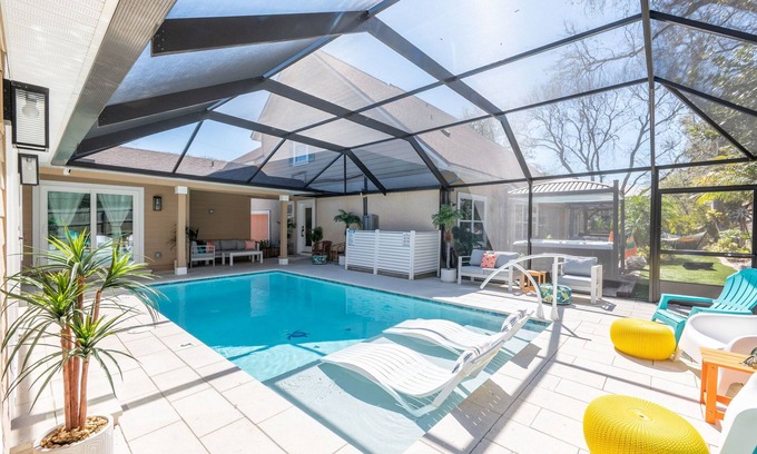 Vilano Beach House | 2 LUX homes-1 PERFECT location -14BD/10BA-Heated Pool-WALK to beach-10 min to DT