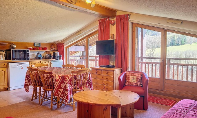 Praz-sur-Arly Apartment | 2 MEURETCM - Charmant 2 pièces cabine à 50 mètres du ski bus