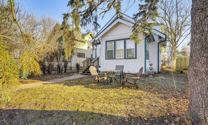 Harrison Apartment | 2 Mi to Downtown: Pet-Friendly Minneapolis Apt!
