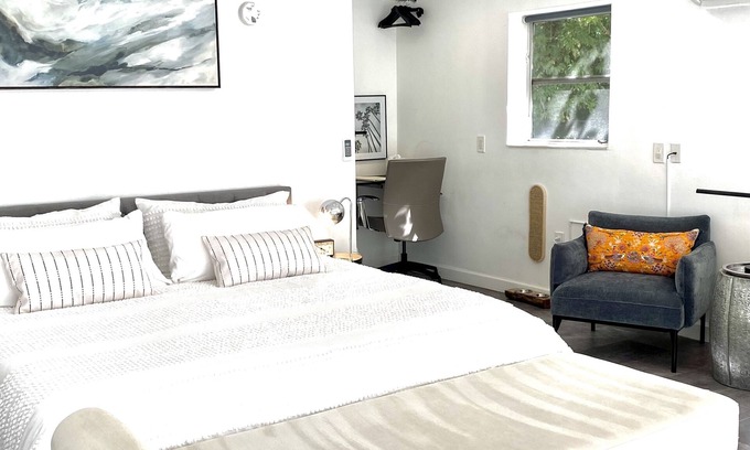 Poiciana Park II Apartment | 2 Miles To The Beach! Bright & Spacious King Studio on 1/2 Acre