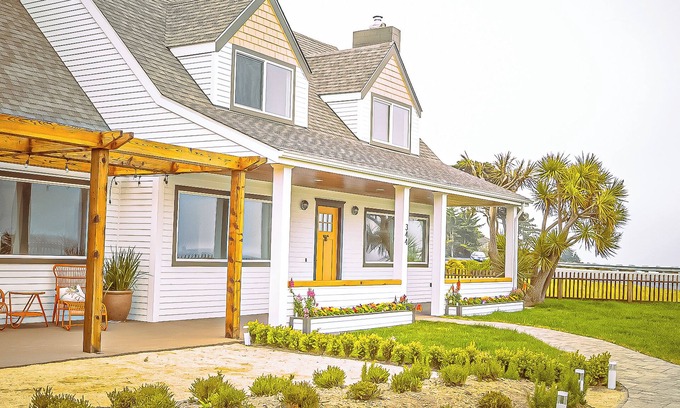 Crescent City North House | 2 Ocean view Houses in 1:"Scopa" + "Seasong"