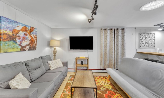 Cooperstown Apartment | #2 of 11 Units in Village of Cooperstown Apt Bldg