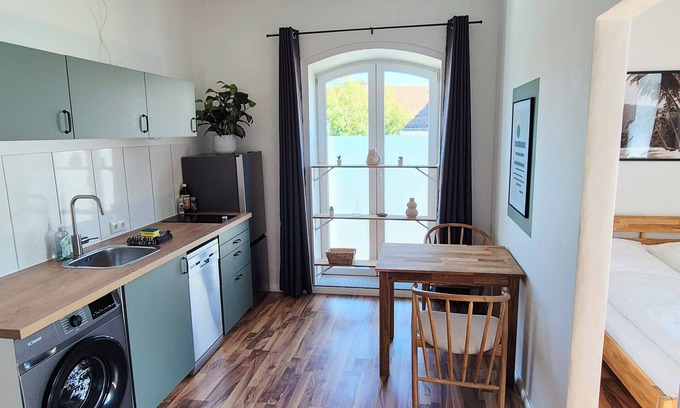Munchen District Apartment | 2-room apartment 4 - Apartments am Schloss