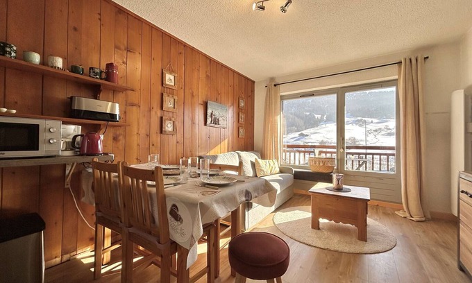 Praz-sur-Arly Apartment | 2-room apartment with mountain corner in Praz-Sur-Arly - 6 people