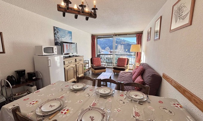 Notre-Dame-de-Bellecombe Apartment | 2-room apartment in Notre-Dame-de-Bellecombe for 6 pers, at the foot of the slopes