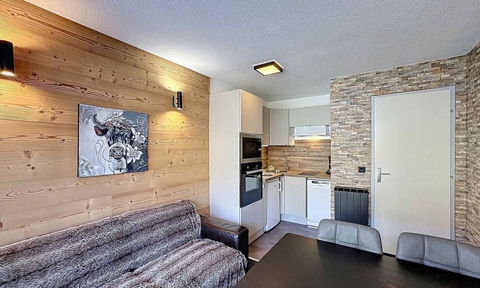 Les Bruyeres Apartment | 2 rooms, 4 pers, ski-in/ski-out, free parking, Bruyères area