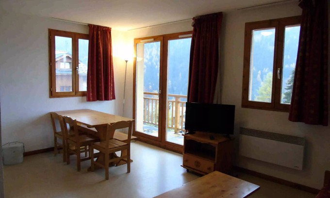 Valfrejus Apartment | 2 Rooms for 6 People