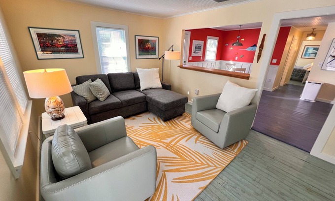 Bradenton Beach Cottage | 2-Unit Beach to Bay Cottage.Not Grandma's place! 100 feet to Beach