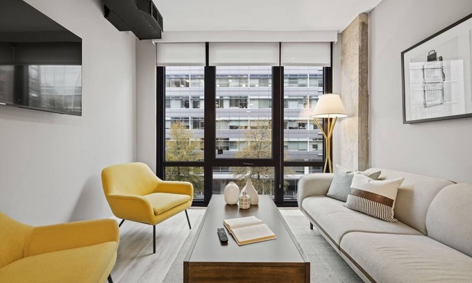 Navy Yard Hotel | 2 Units | Gorgeous Family Stay Near U.S. Capitol | Minutes to National Mall