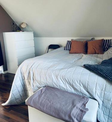 Broendy Strand Apartment | 2 værelses unik lejlighed nær strand og med parkering