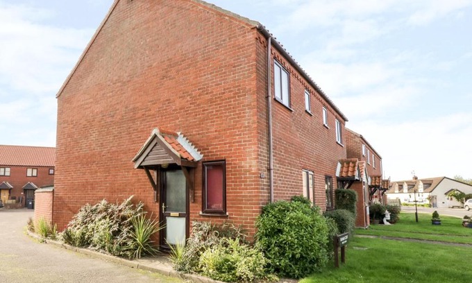 Sea Palling House | 2 Waxham Court