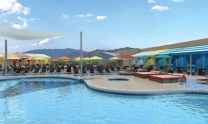 Gateway District House | 2 x Elite 2 Queens at The STRAT Hotel, Casino & Tower