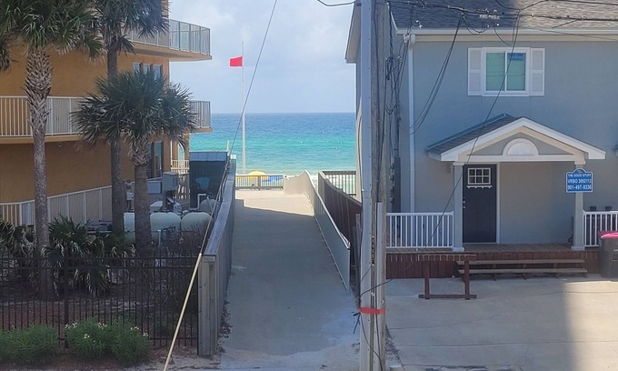 Lower Grand Lagoon Condo | 20 feet to handicap beach access with huge pool