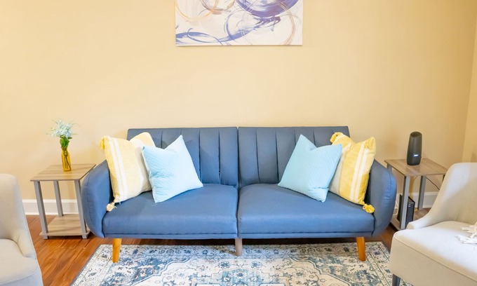 Greensboro Apartment | 20 min from Kevin Hart! (5/17 GSO Coliseum)