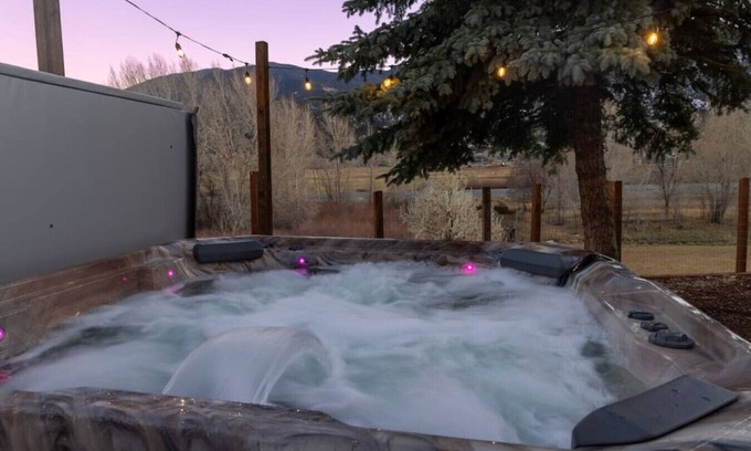 Poncha Springs House | 20 minutes to Monarch w/Hot Tub & Game Room!