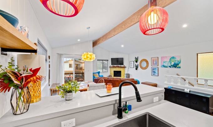 Port Hueneme House | 20% Off Sept! Steps To Sand, Clean, Quiet & Cozy