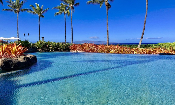 Wailea Condo | 20% OFF SPECIAL SEPT 14 to 24 th DIRECT BEACHFRONT WAILEA 4Bd 3BA 3892 s.f.VIEWS