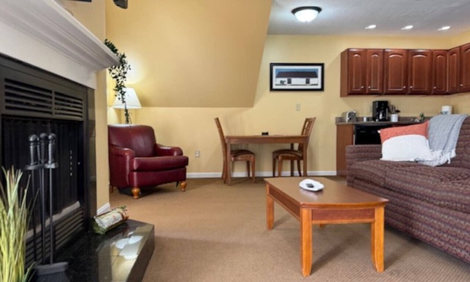 Francestown House | 20% Sale April/May NH Condo Unit 2D