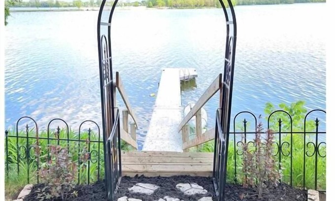Willmar Cabin | 200' of Shoreline on Foot Lake! Great fishing and swimming in Willmar MN