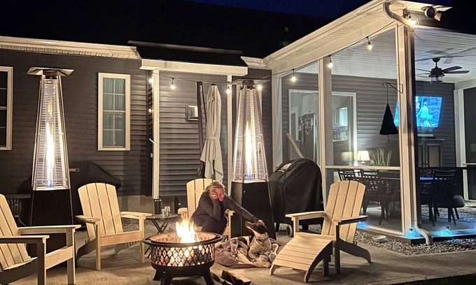 Queensbury House | 2024 Belmont Stakes Rental - 3 Bedroom - Pool - Screened in Porch