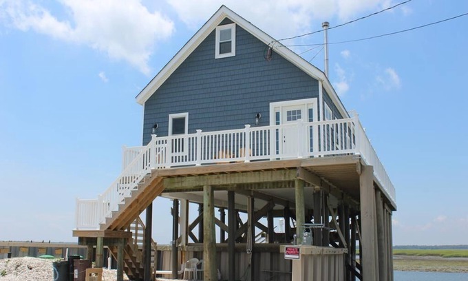 Dennisville Cottage | 204 Sounds Ave Sea Isle City