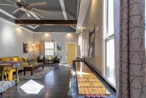 Smoketown Jackson House | 20Percent OFF Luxury 3BR on the Bourbon Trail Sleeps10