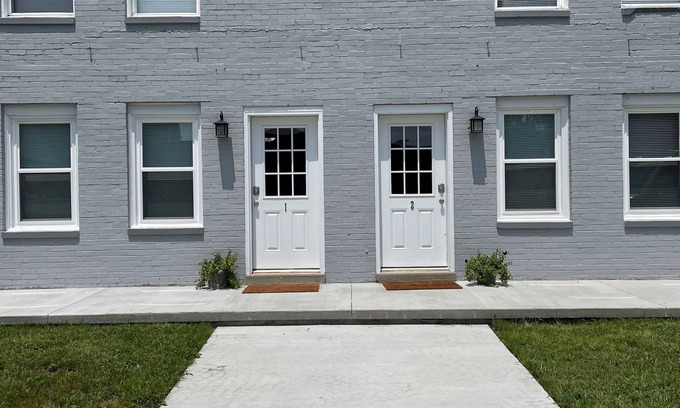 Williamstown Apartment | 211 Paris St Suites are just minutes from The Ark Encounter