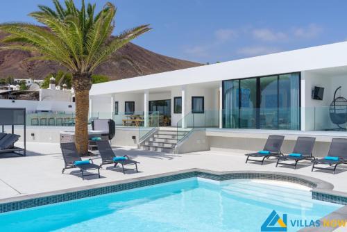 Playa Blanca Villa | 236 - Casa Yasmine by Villas Now Ltd