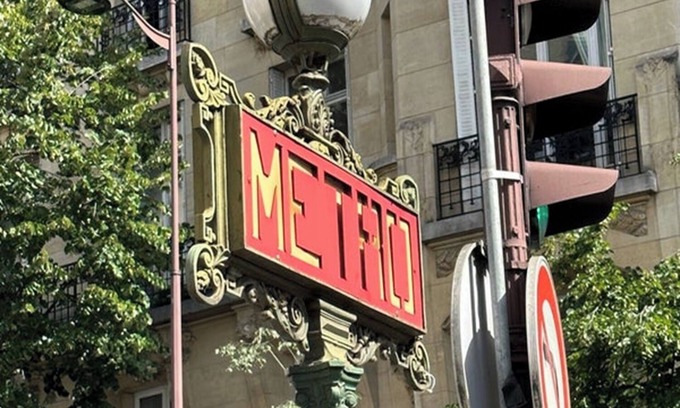 16th Arrondissement Apartment | 250m2 Lavish 5Bedroom on Avenue Paul Doumer–A True Masterpiece of Comfort &Class