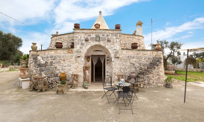 Carovigno Cottage | 2524 Trullo Melina by BarbarHouse