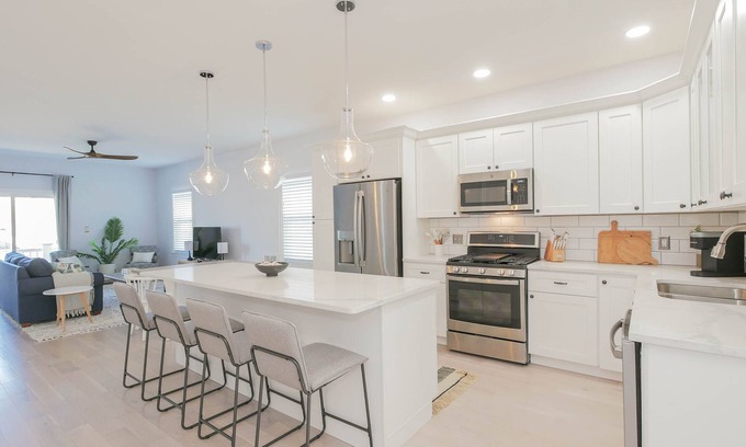 Ventnor City House | 26 N Washington Ave S
