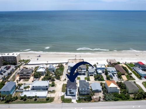 New Smyrna Beach House | 2601S Down - Sunset Oasis