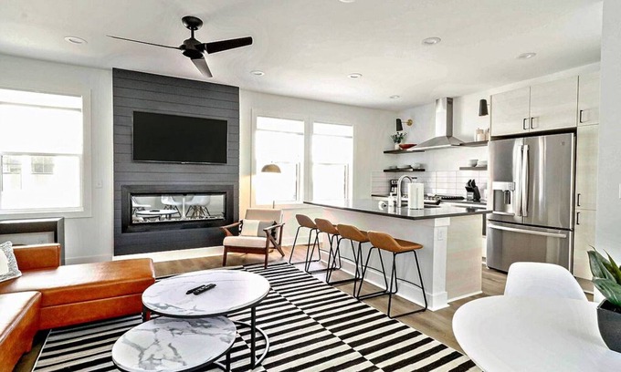 Northeast Virginia Beach Villa | 26th and Pacific with Ocean Views!