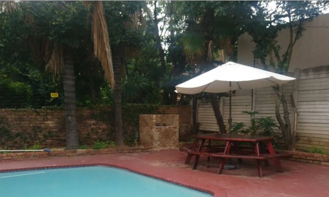 Garsfontein House | 277 Beth Duncker St