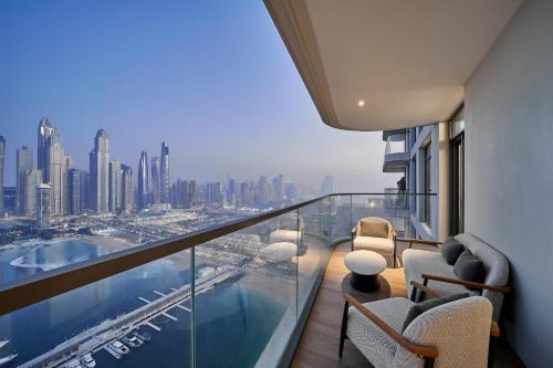 Dubai Marina Apartment | 2BR Beachfront Apt with Stunning Dubai Marina View