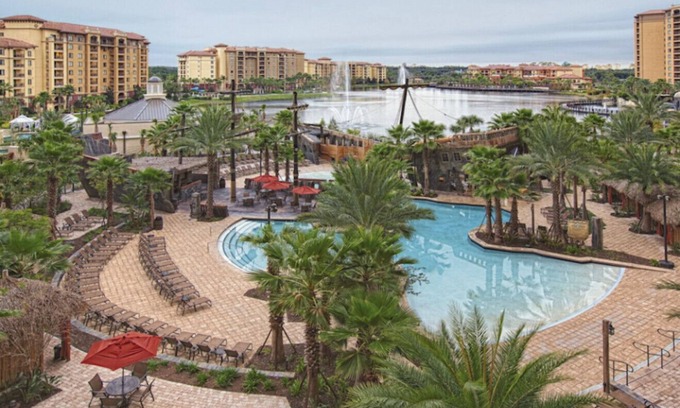 Lake Buena Vista Resort | 2BR-Dlx Inside Disney Gates-5 Pools, 2 Lazy Rivers, SPLASH pad, Mini Golf & More