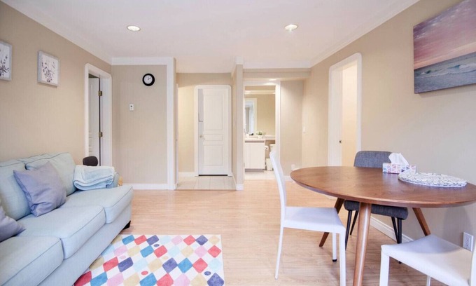 Arbutus Ridge Condo | 2BRs Guest Suite in Van West