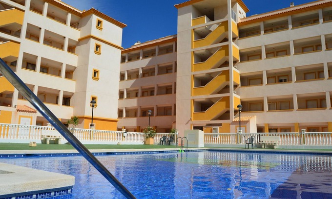 Mar de Cristal Apartment | 2nd floor, balcony, free wifi, communal pool