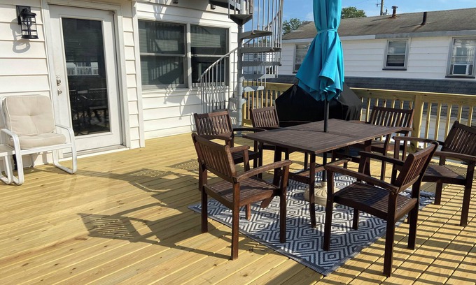 North Beach Haven House | 2nd floor unit with private deck available the last week of August!