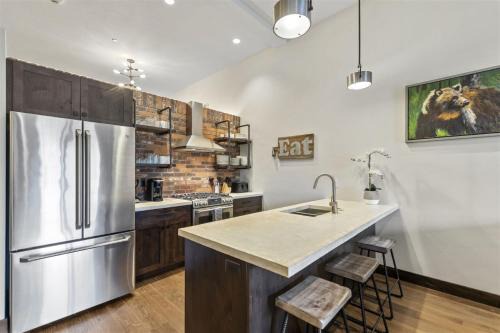 Whitefish House | 2nd Street Lofts 209