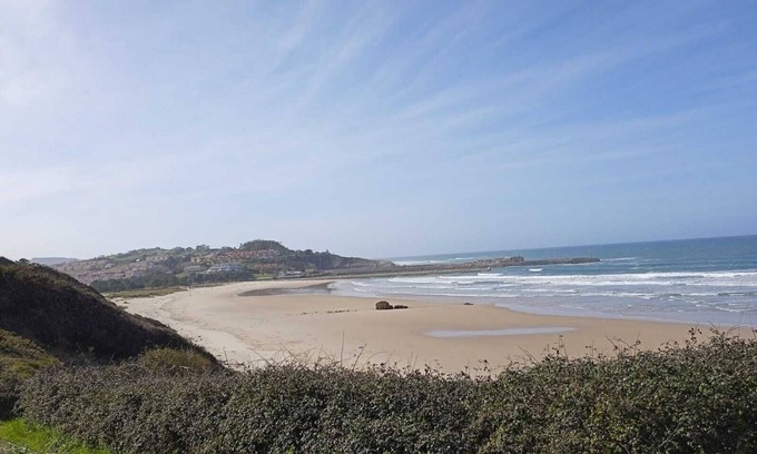 San Vicente de la Barquera House | 3-bedroom townhome in awesome San Vicente de la Barquera with WiFi
