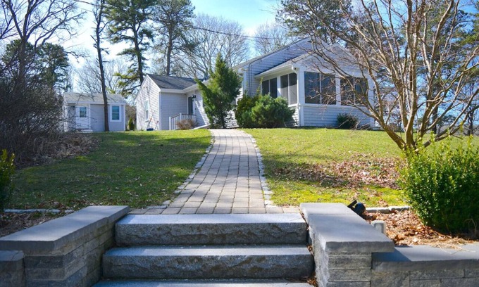 North Falmouth House | 3 bedroom 2 bath Renovated Ranch with Pond Views on peaceful private 1.5 acre lot in North Falmouth