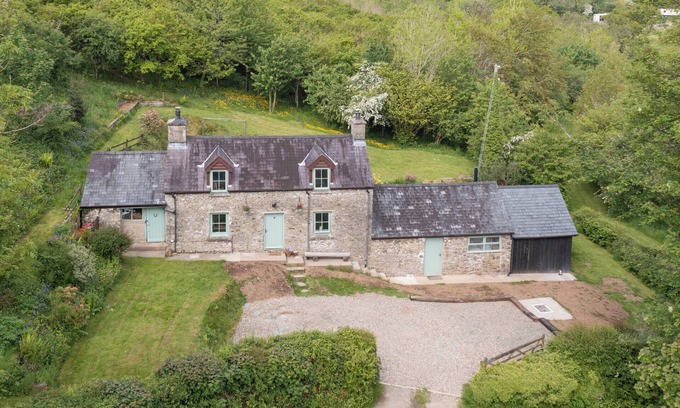 Llawhaden Cottage | 3 bedroom accommodation in Llawhaden Narberth